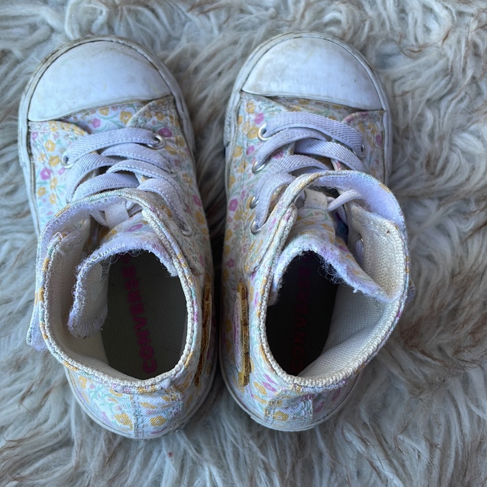 Converse Kids Sneakers - White with Floral Pattern - Picture 7 of 8